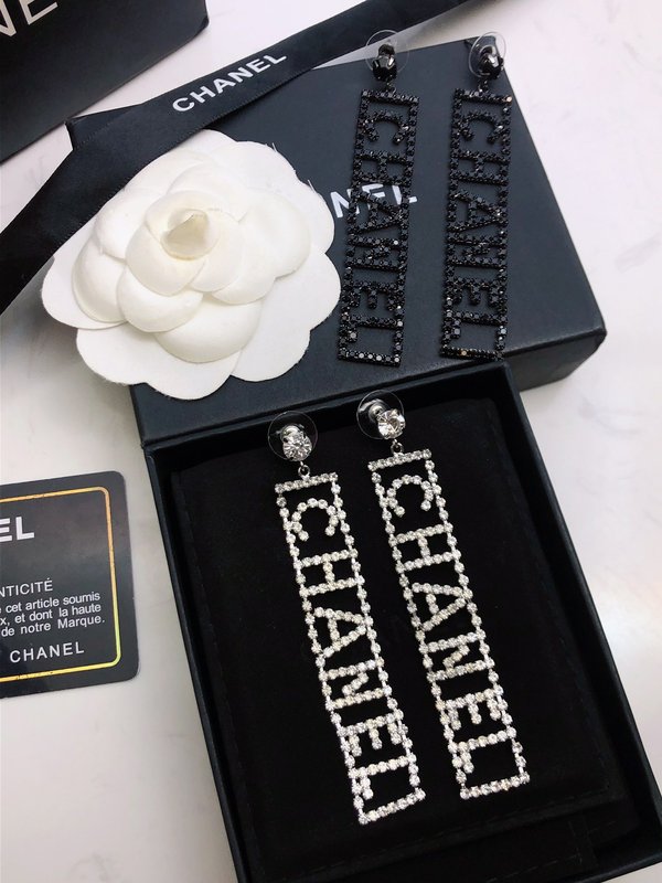 샤넬 스타일 카멜리아 다이아몬드 귀걸이 001-235621
