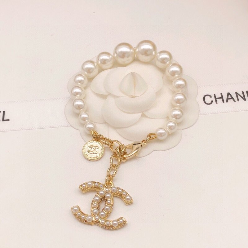 샤넬 스타일 진주 더블 C 기념 팔찌 001-235641