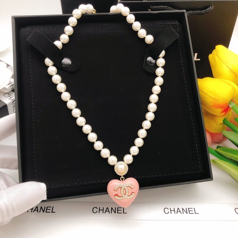 샤넬 스타일 핑크 진주 하트 목걸이 001-235653