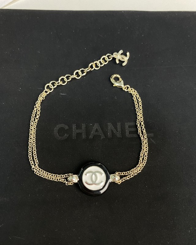 샤넬풍 블랙 앤 화이트 단추 에나멜 더블 C 귀걸이 목 001-235663