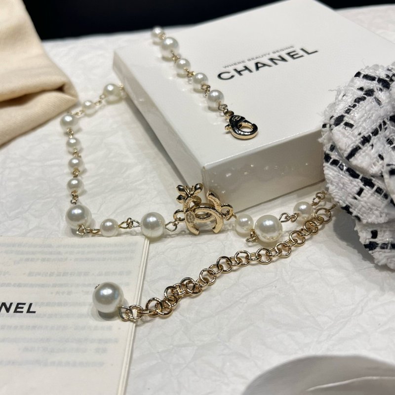 샤넬 스타일 카멜리아 더블 C 진주 초커 001-235679