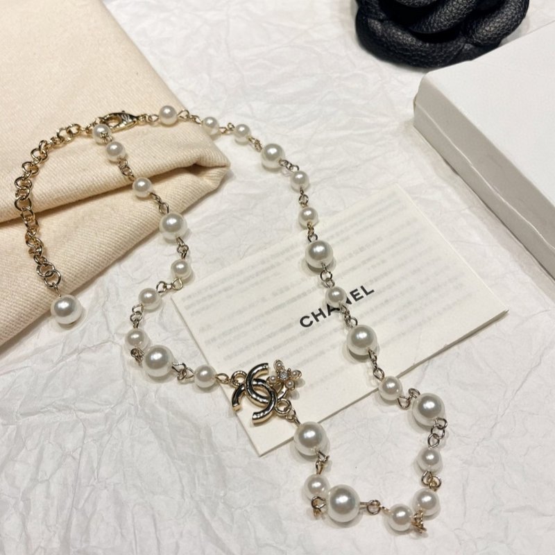 샤넬 스타일 카멜리아 더블 C 진주 초커 001-235679