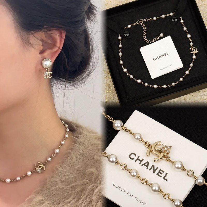 샤넬 스타일 카멜리아 더블 C 진주 초커 001-235679