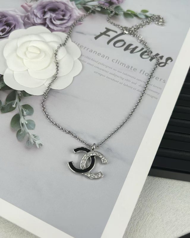 샤넬 스타일 블랙 에나멜 더블 C 펜던트 목걸이 001-235687