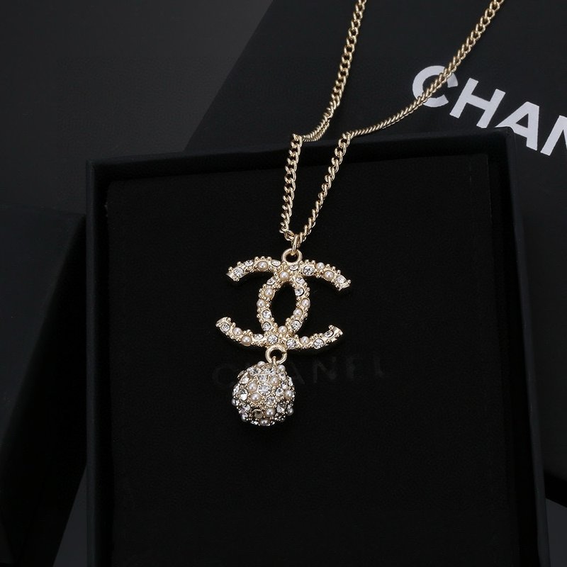 샤넬 스타일 더블 C 크리스탈 진주 목걸이 001-235689
