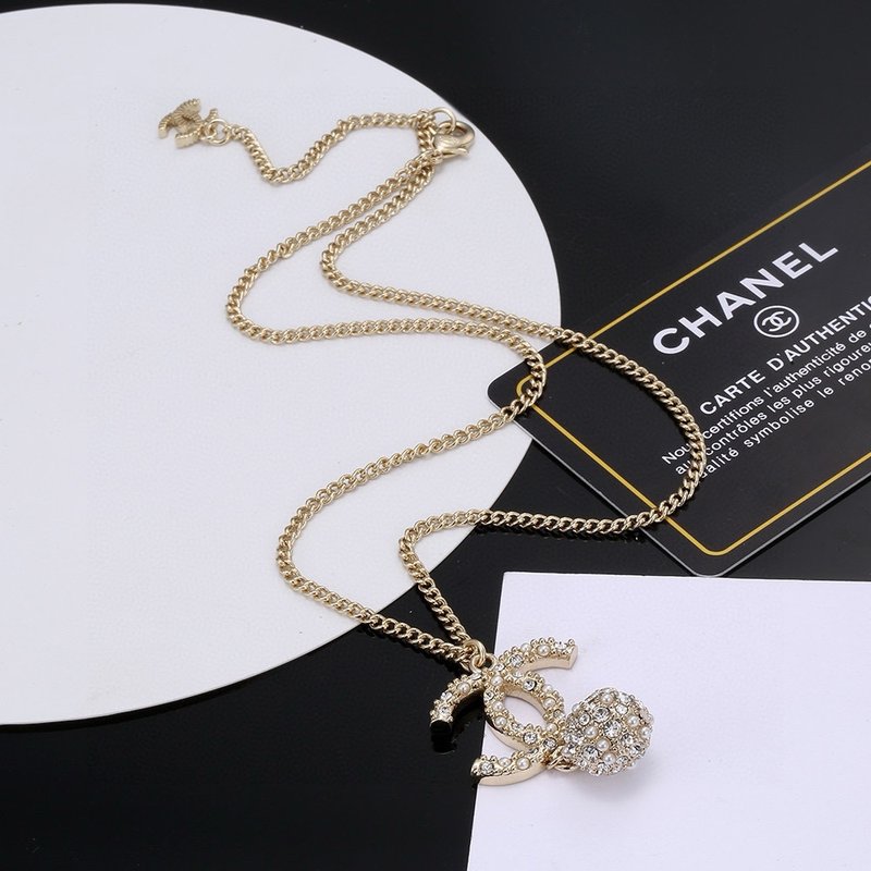 샤넬 스타일 더블 C 크리스탈 진주 목걸이 001-235689