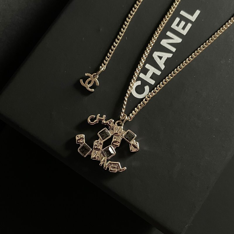 빈티지 샤넬 스타일 더블 C 로고 목걸이 001-235692