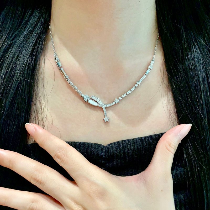 샤넬 빈티지 카멜리아 목걸이 001-235723