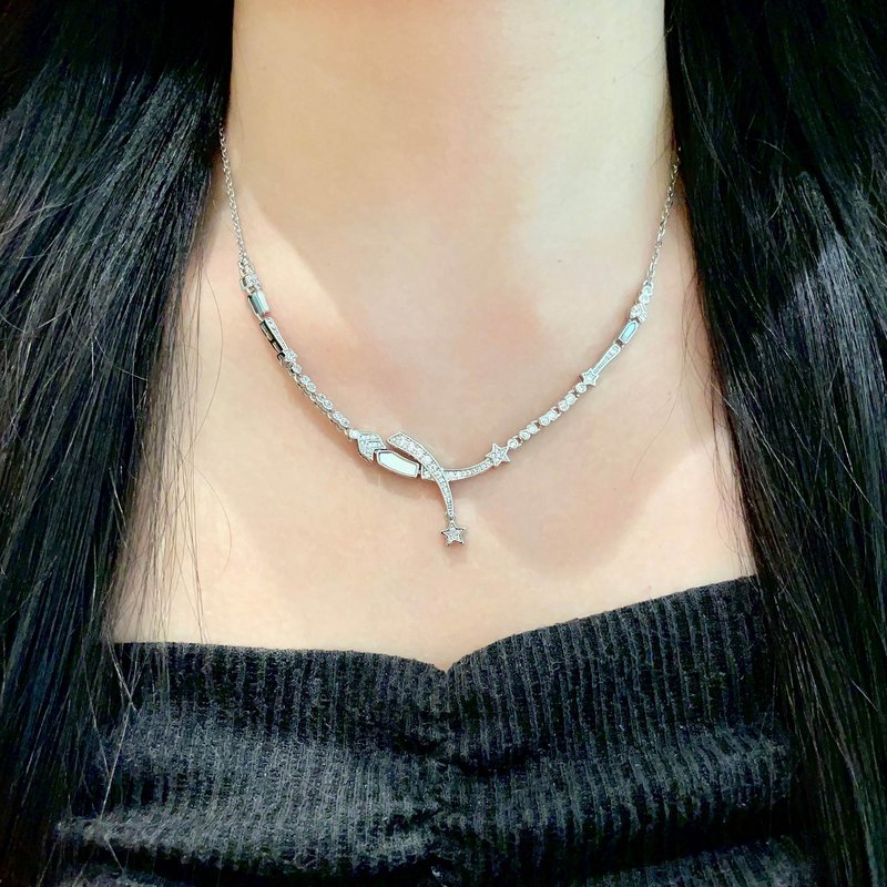 샤넬 빈티지 카멜리아 목걸이 001-235723