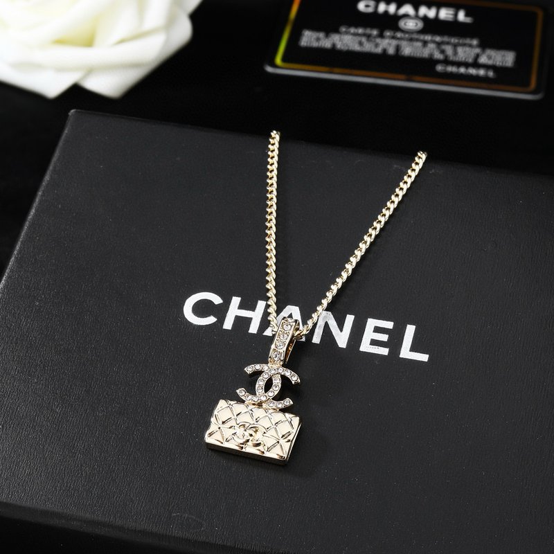 샤넬 스타일 더블 C 로고 황동 목걸이 001-235733