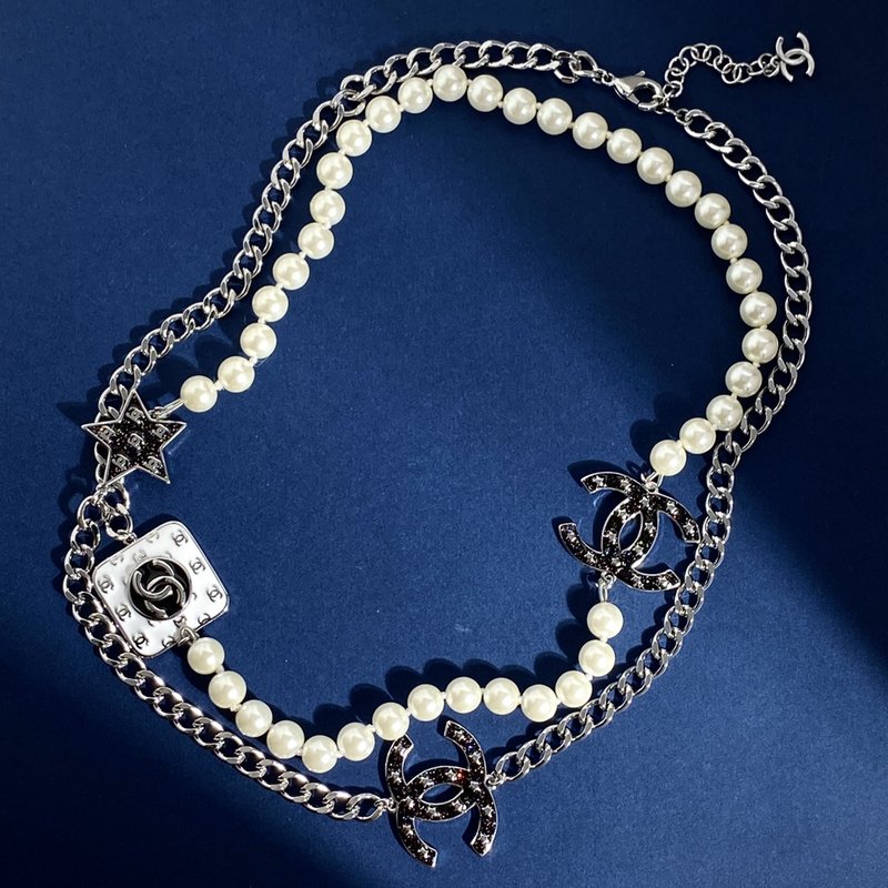 샤넬 스타일 블랙 앤 화이트 진주 목걸이 001-235755