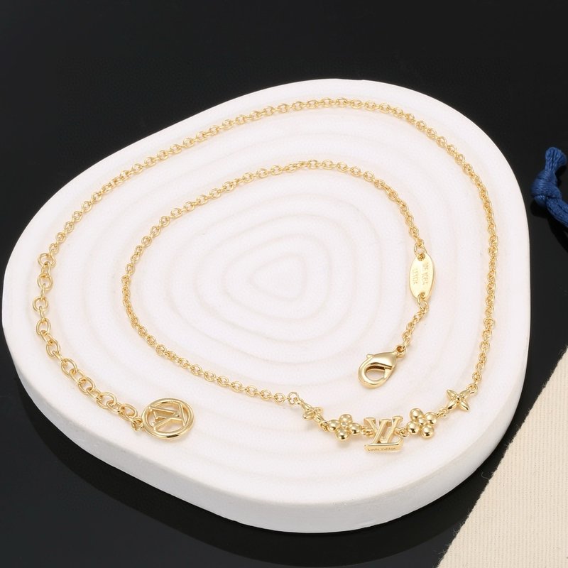 루이 알파벳 L 목걸이 클래식 001-235871
