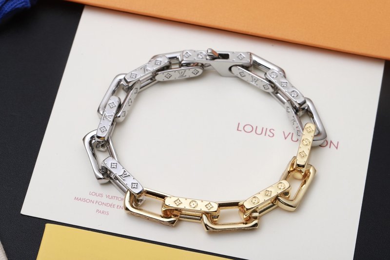 루이 쿼치 스플릿 컬러 티타늄 스틸 팔찌 001-235997