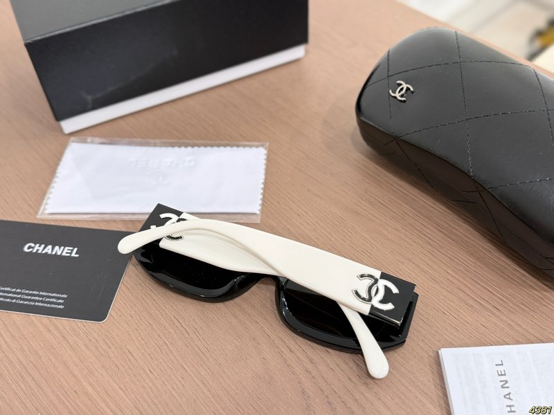 샤넬 클래식 선글라스 풀세트 001-236463