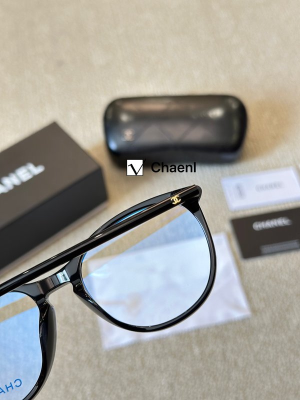 샤넬 초경량 수면 안경테 001-236490