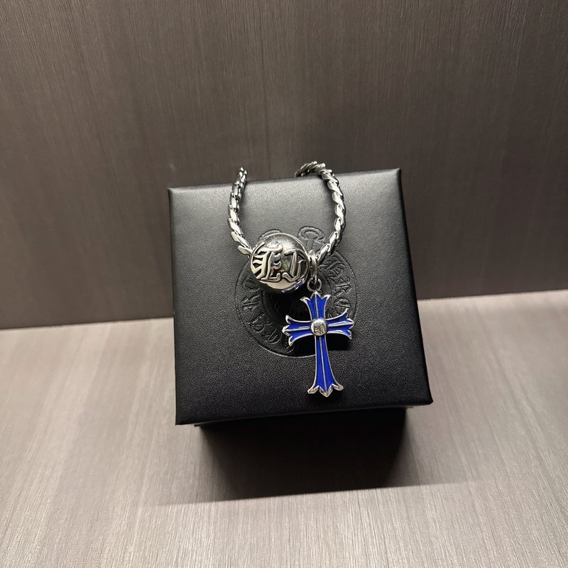 크롬하츠 빈티지 크로스 목걸이 001-243112
