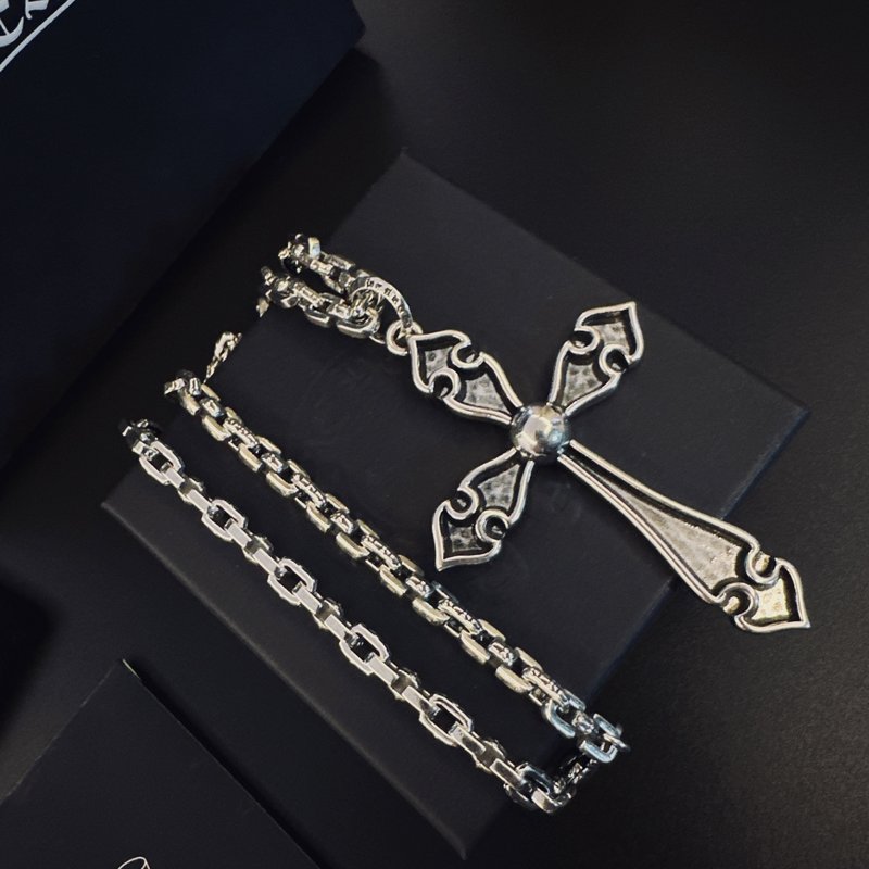 크롬하츠 빈티지 크로스 목걸이 001-243207