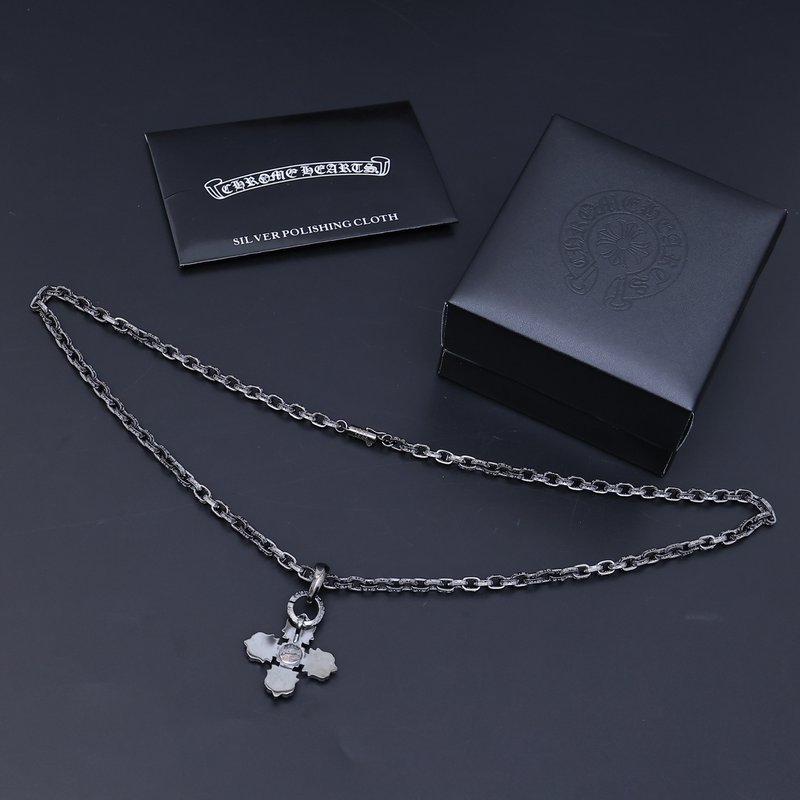 크롬하츠 블랙 골드 십자가 목걸이 001-243213