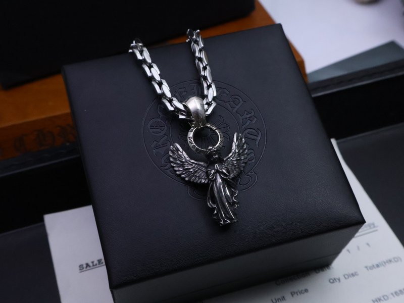 크롬하츠 빈티지 크로스 목걸이 001-243444