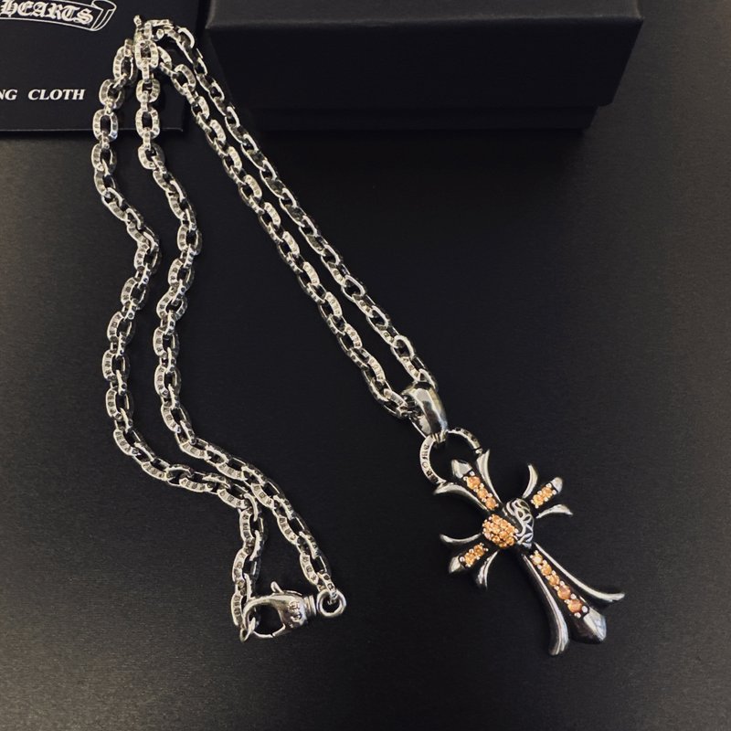 크롬하츠 십자가 펜던트 목걸이 001-243505