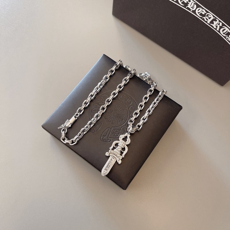 크로스하트 스타일 십자가 펜던트 목걸이 001-243539
