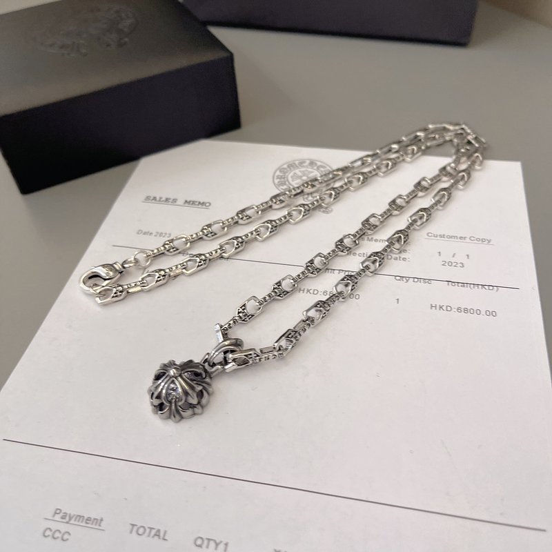 크롬하츠 클래식 크로스 펜던트 목걸이 001-243540