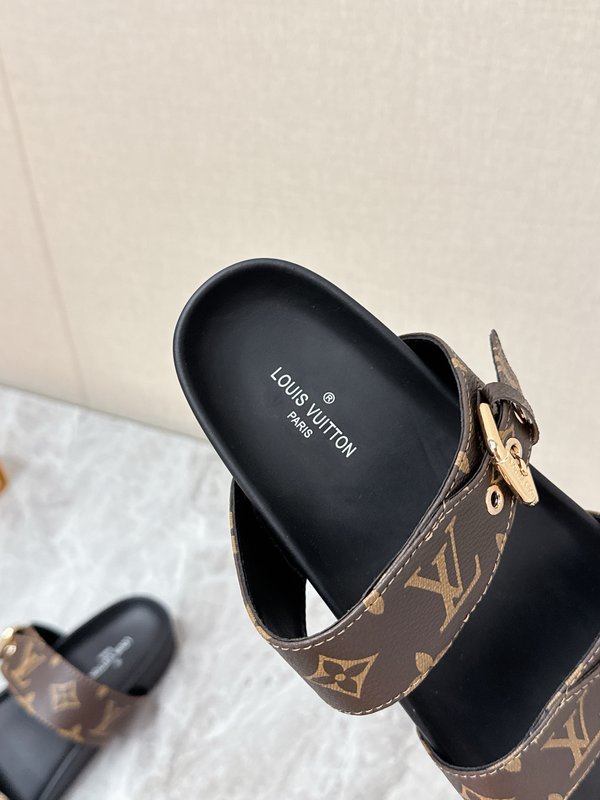 루이비통 커플 체인 샌들 001-243691