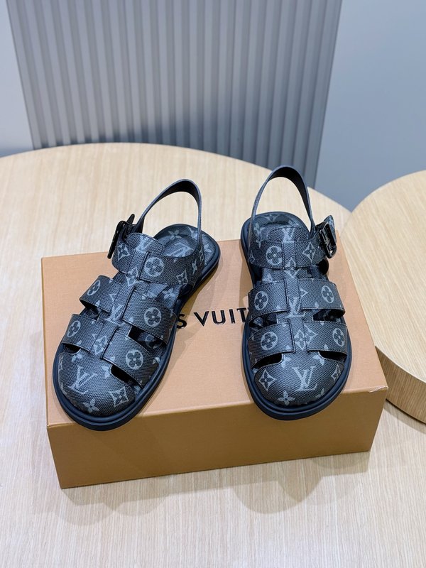 LV 스타일 남성 소가죽 샌들 최고 품질 001-243742