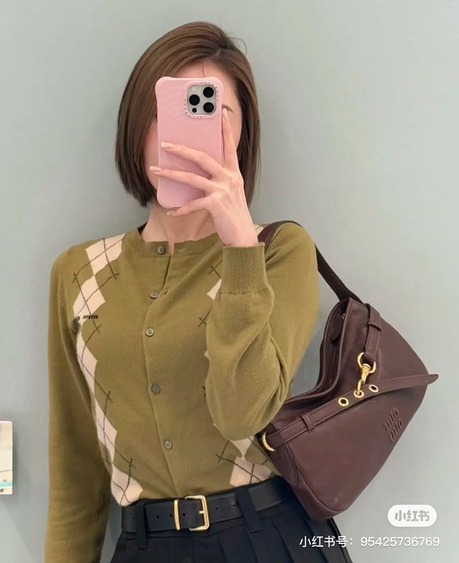 미우미우 여성용 브라운 핸드백 숄더백 001-245883