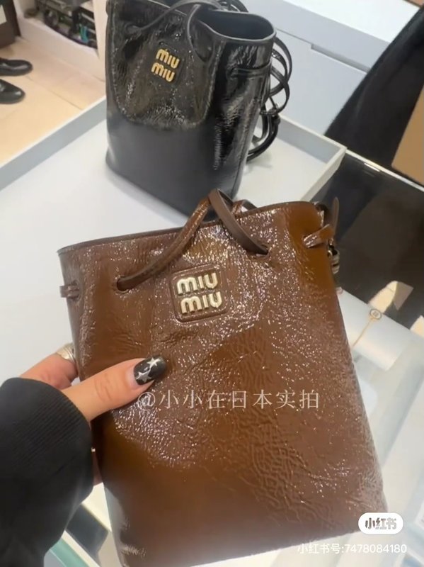 레트로 브라운 숄더백 001-245890