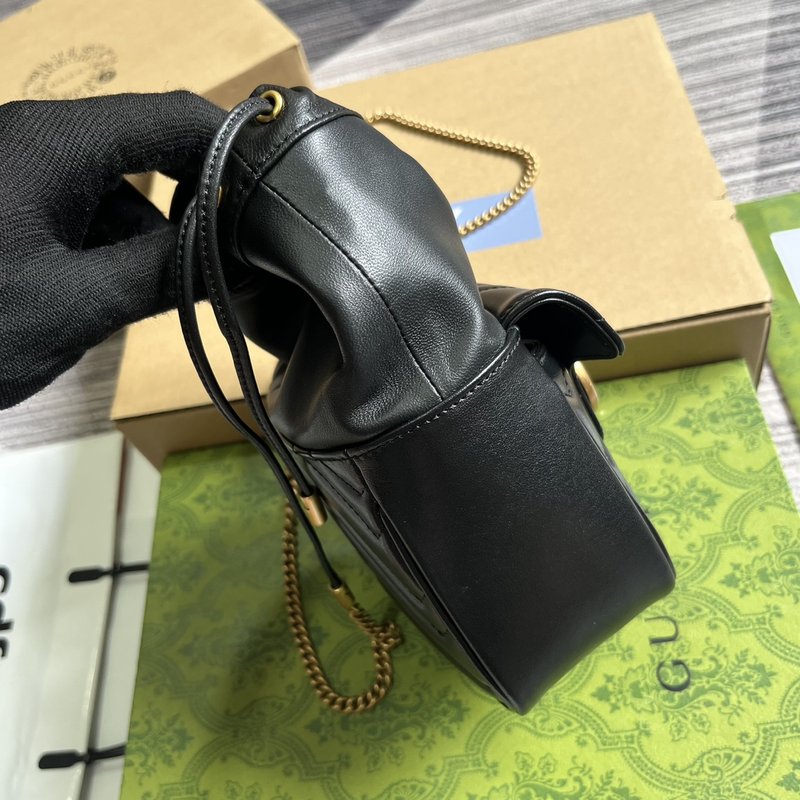 구찌 클래식 더블 G 로고 퀼팅 미니 백팩 001-246285