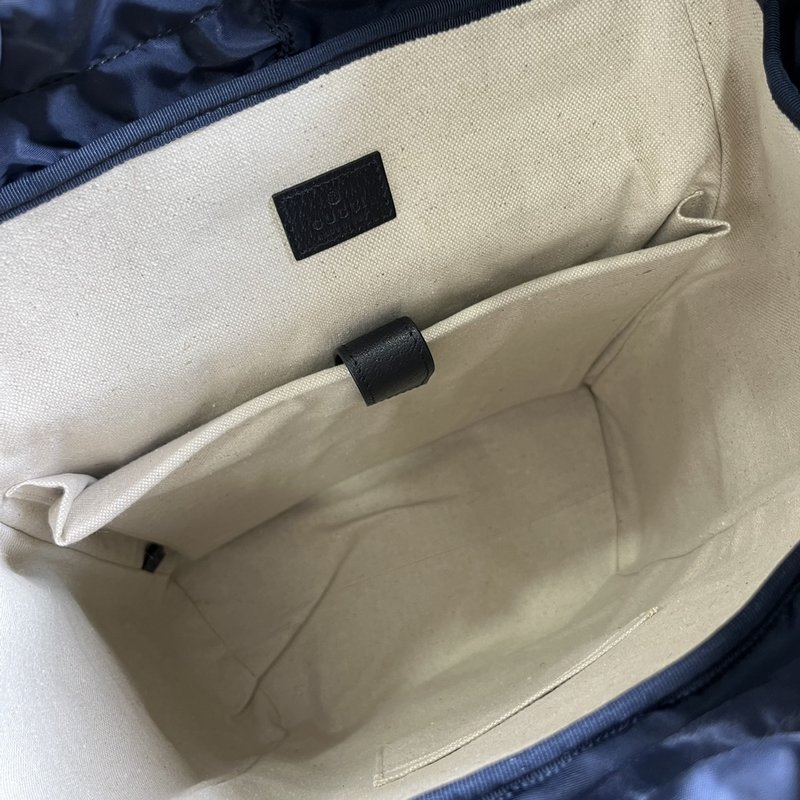 구찌 네이비 블루 백팩 001-247180