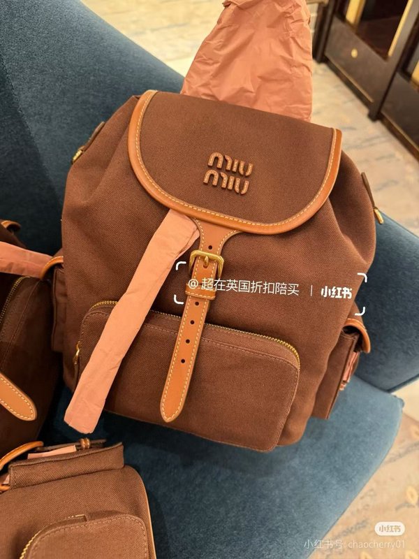 미우미우 레트로 백팩 001-247414