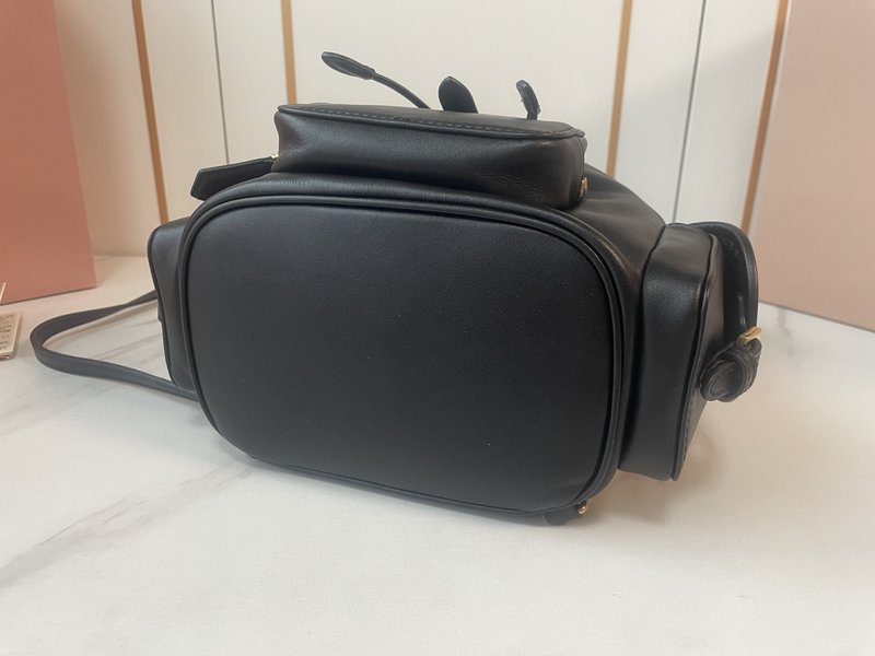 소牛皮 멀티포켓 백팩 001-247435