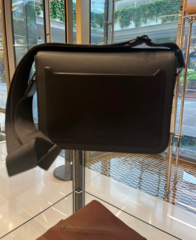 이탈리아산 그레인 가죽 남성 메신저백 001-247782