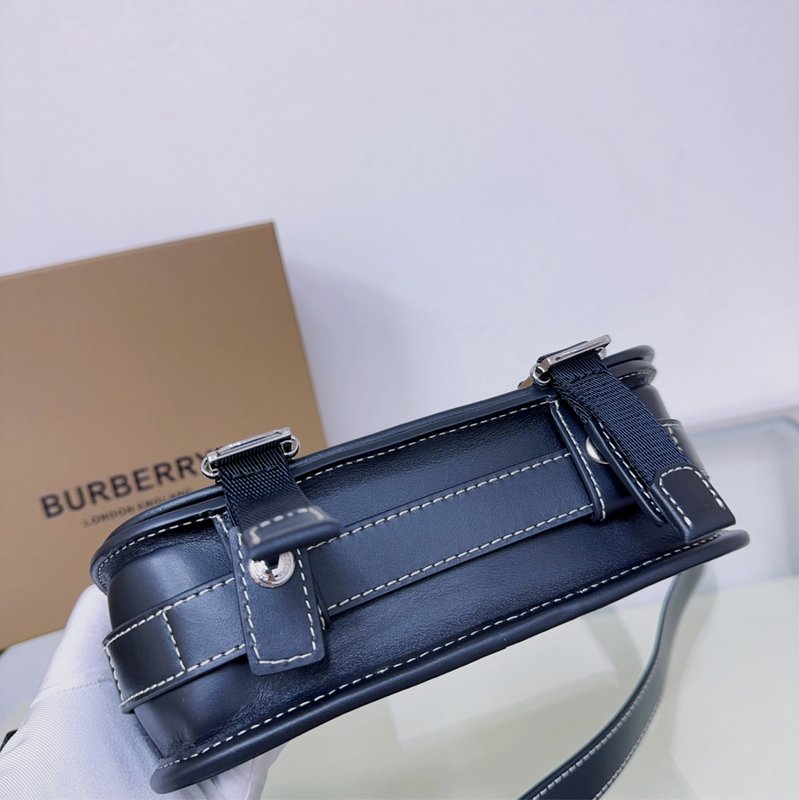 버버리 체크 에코 캔버스 새들백 001-247833