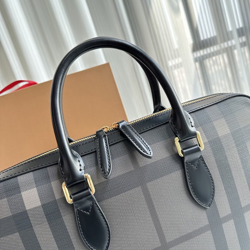 버버리 남성용 스모크 체크 브리프케이스 001-247843