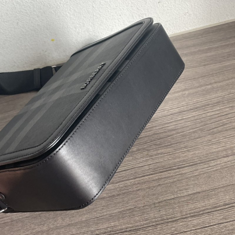 버버리 체크 메신저백 001-247871