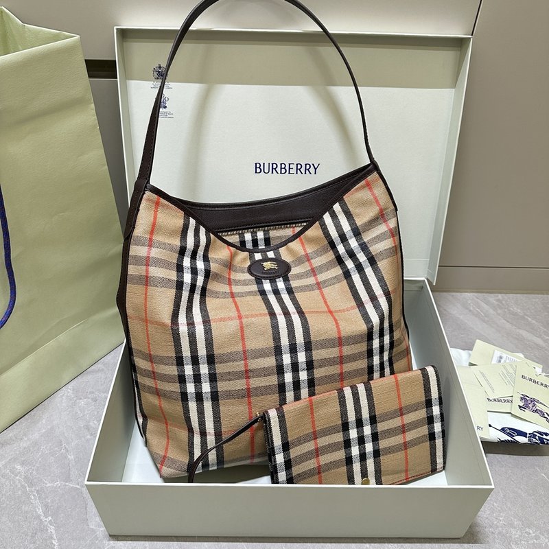클래식 체크 패턴 토트백 001-247885
