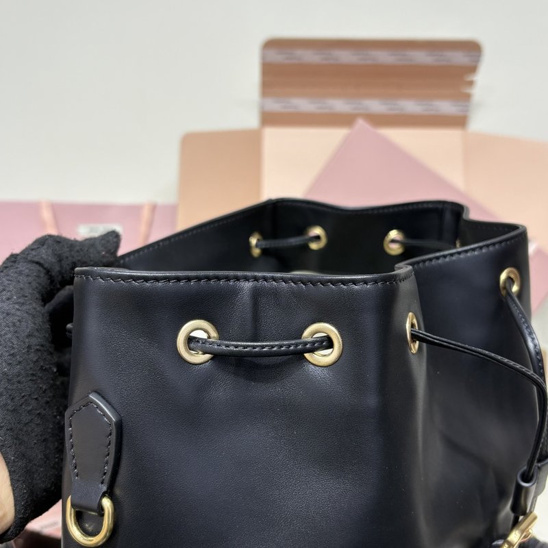 프리미엄 가죽 캠퍼스 백팩 001-248330