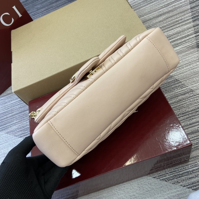 구찌 신상 핑크 양피 핸드백 001-248433