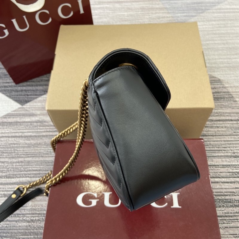구찌 클래식 더블 G 엠보싱 블랙 여성 핸드백 001-248442