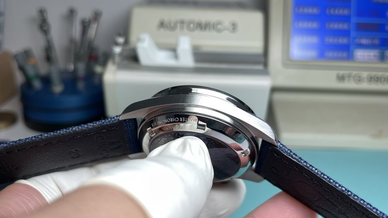 오메가 스피드마스터 스누피 에디션 시계 001-249148