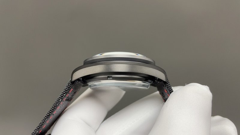 오메가 스피드마스터 풀세라믹 오토매틱 시계 001-249150