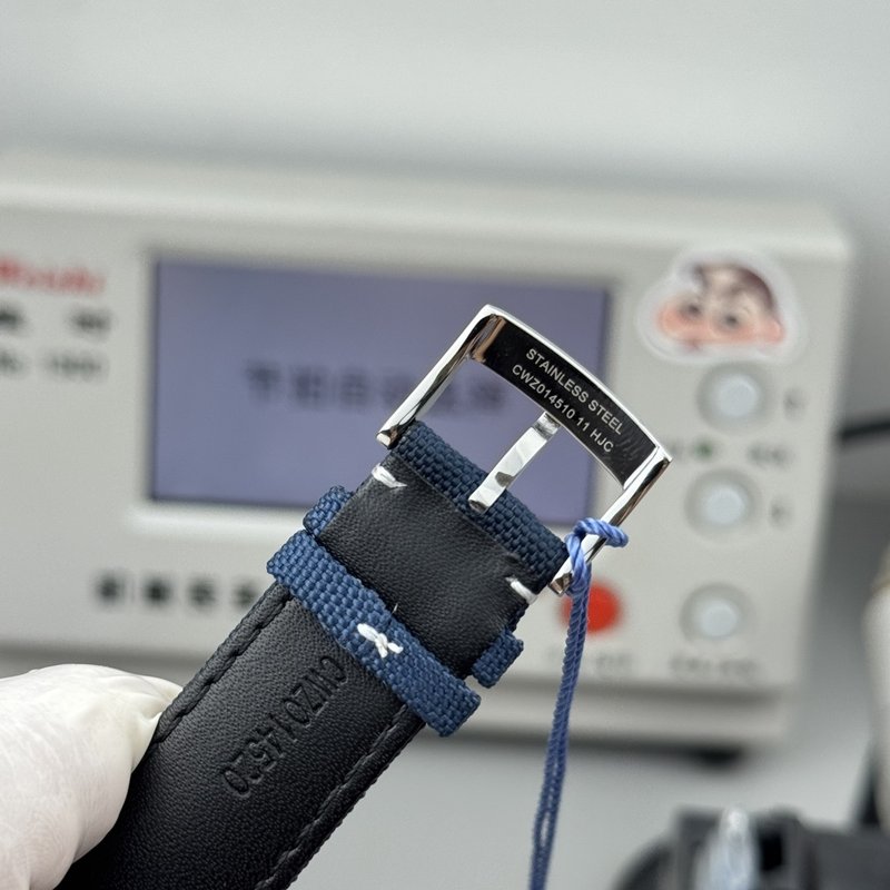 오메가 스피드마스터 스누피 기념 시계 001-249155