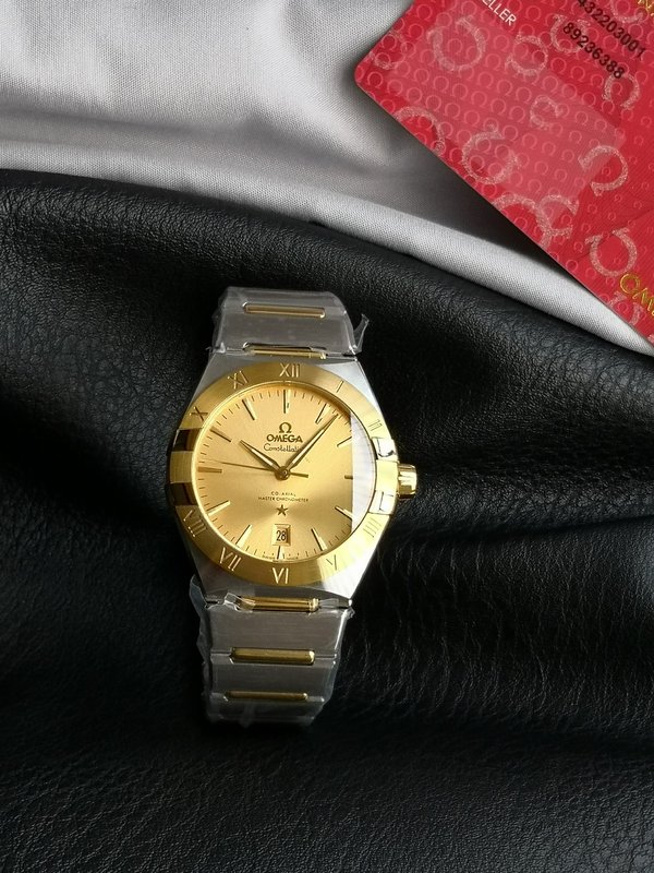 오메가 컨스텔레이션 39mm 오토매틱 시계 001-249168