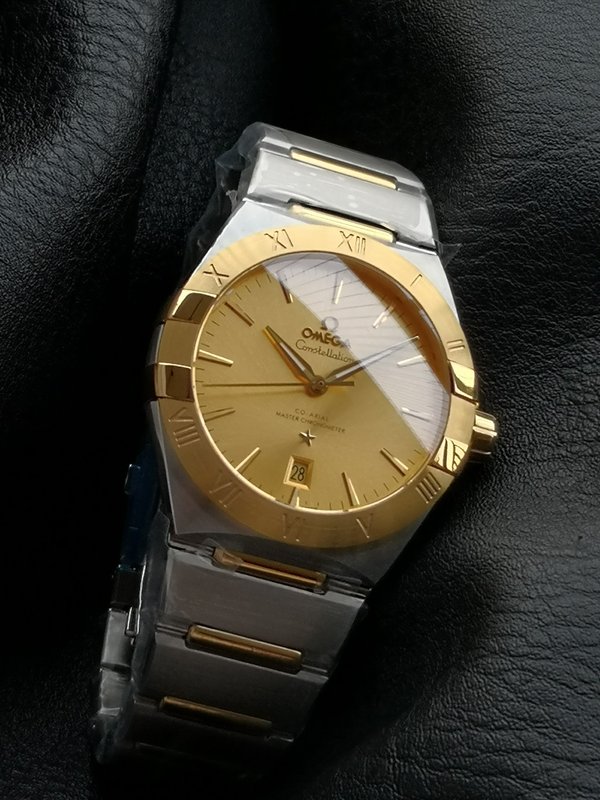 오메가 컨스텔레이션 39mm 오토매틱 시계 001-249168