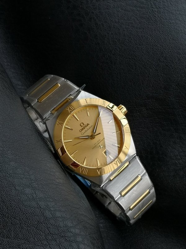 오메가 컨스텔레이션 39mm 오토매틱 시계 001-249168