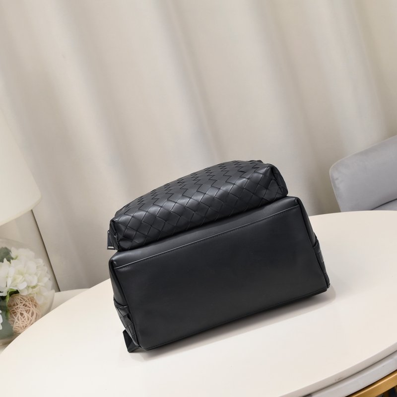 미디엄 인트레치아토 송아지 가죽 백팩 001-249464