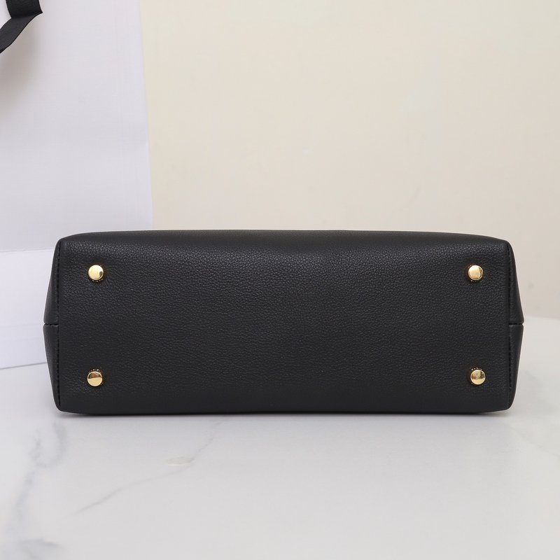 셀린 트라이엄프 버클 핸드백 숄더백 001-249599